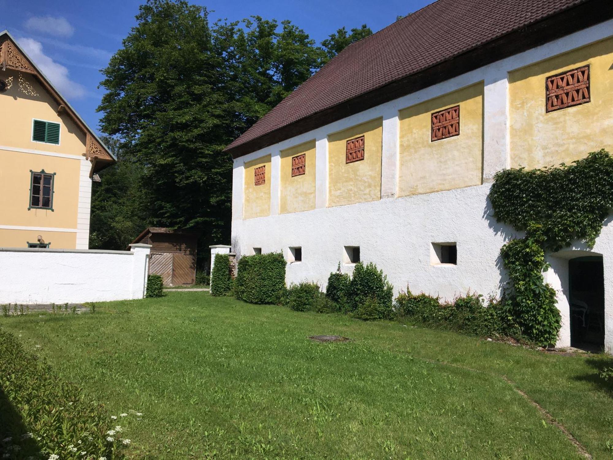 Skorianzhof Hotell Eberndorf Eksteriør bilde